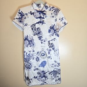 Vintage 100% Silk Qipao Ya Zheng Vtg Blue White Floral Porcelain Vases Design